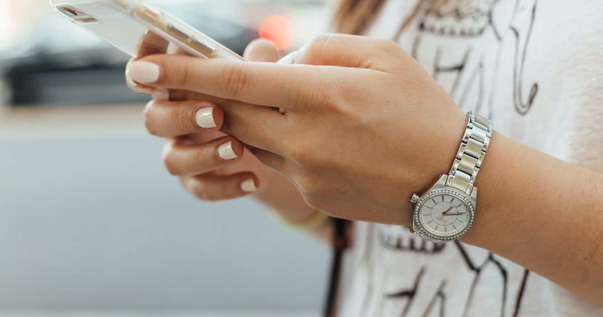 ¿Chatbot con inteligencia artificial o con botones? Cuál le conviene a mi negocio